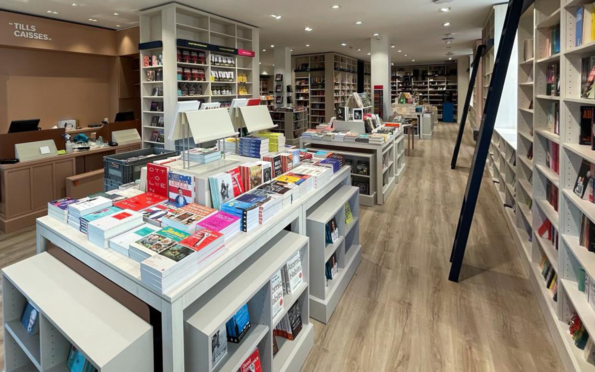 smith-and-sons-librairie-echelle